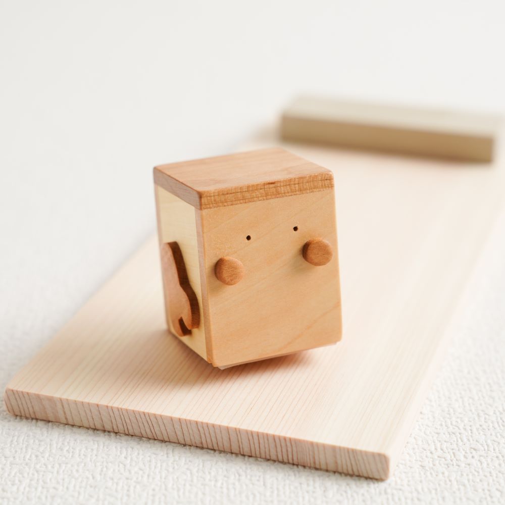 Tokotoko Doll with Slope